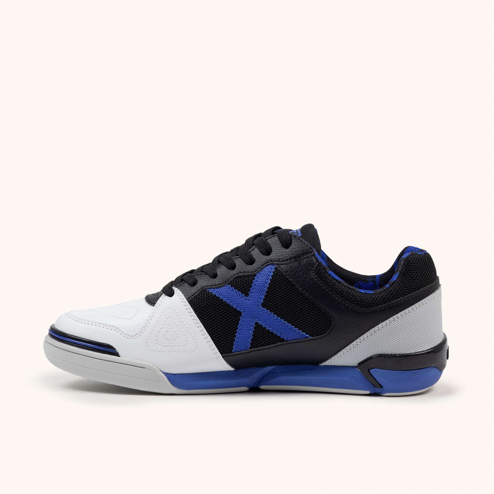 Chuteira Futsal One Preto / Azul