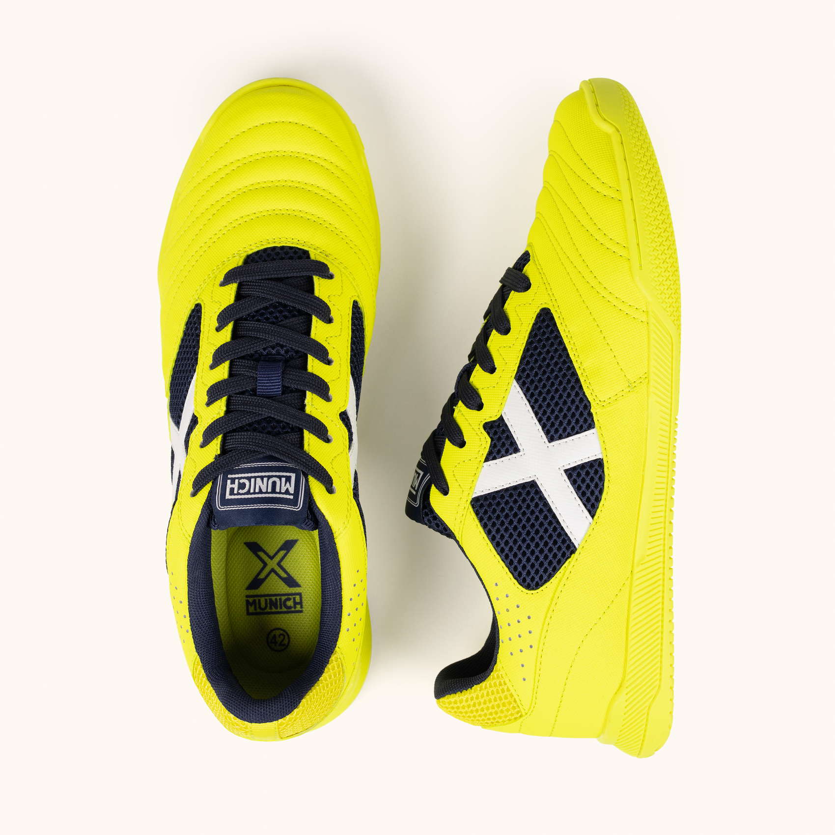 Miniatura 6.0 de Chuteira Futsal Debut Amarelo/Preto Munich