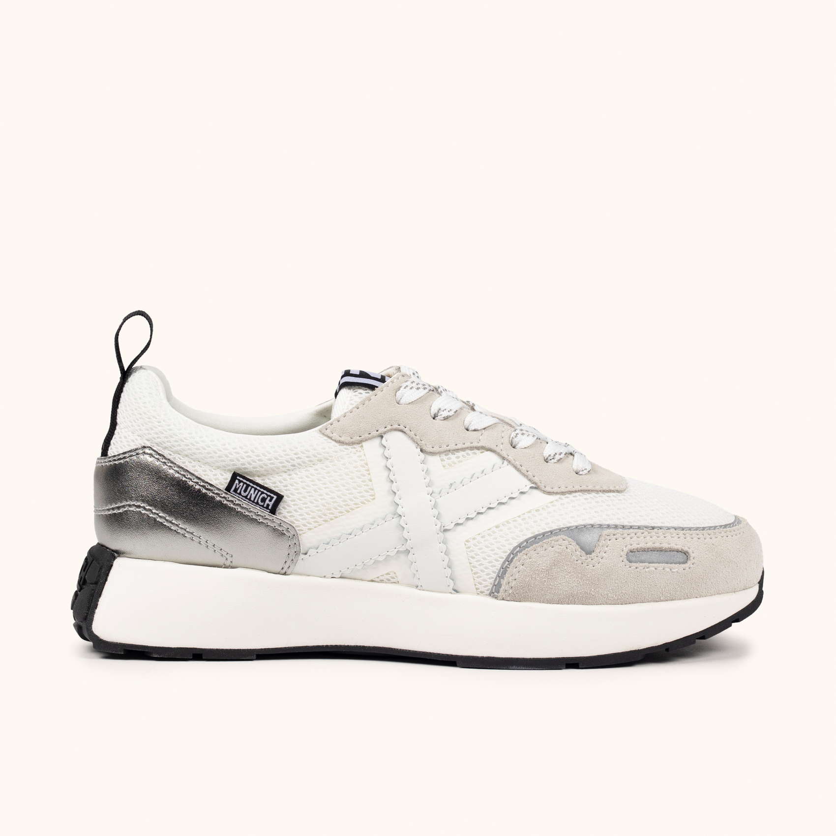 T&ecirc;nis Feminino Xemine Branco / Prata